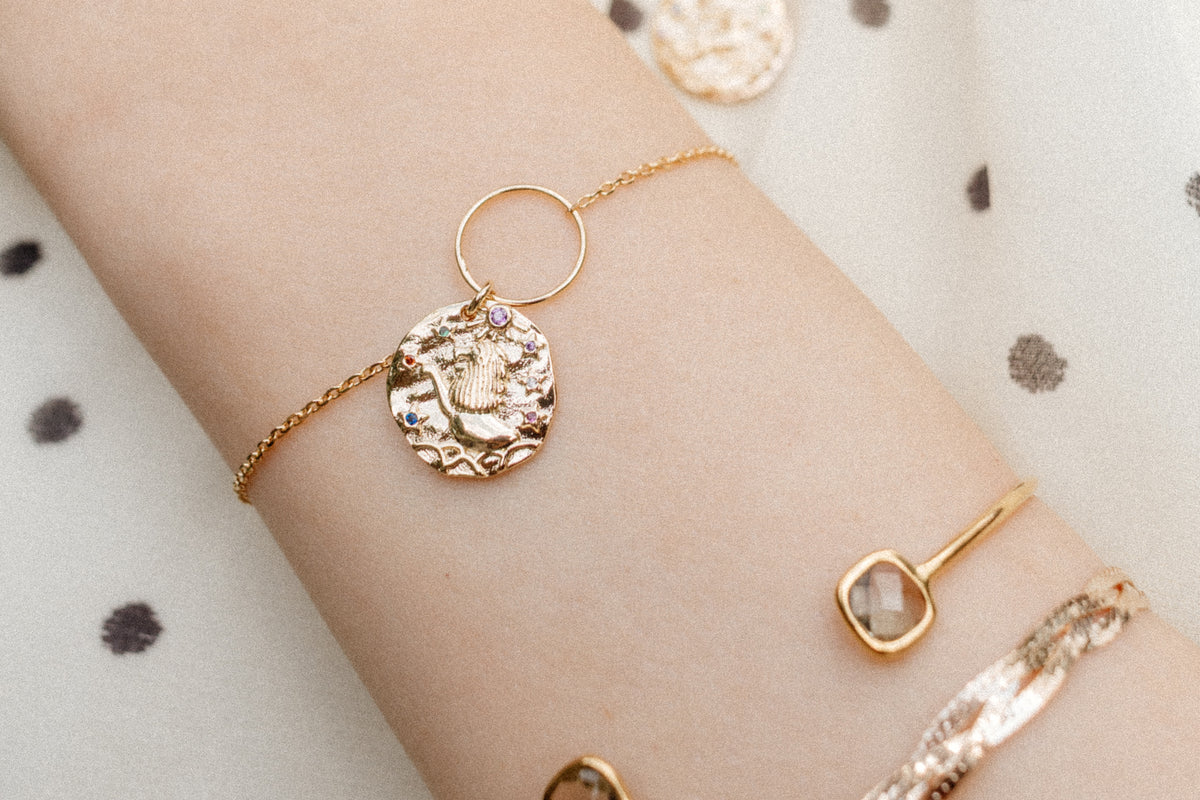 Leo charm