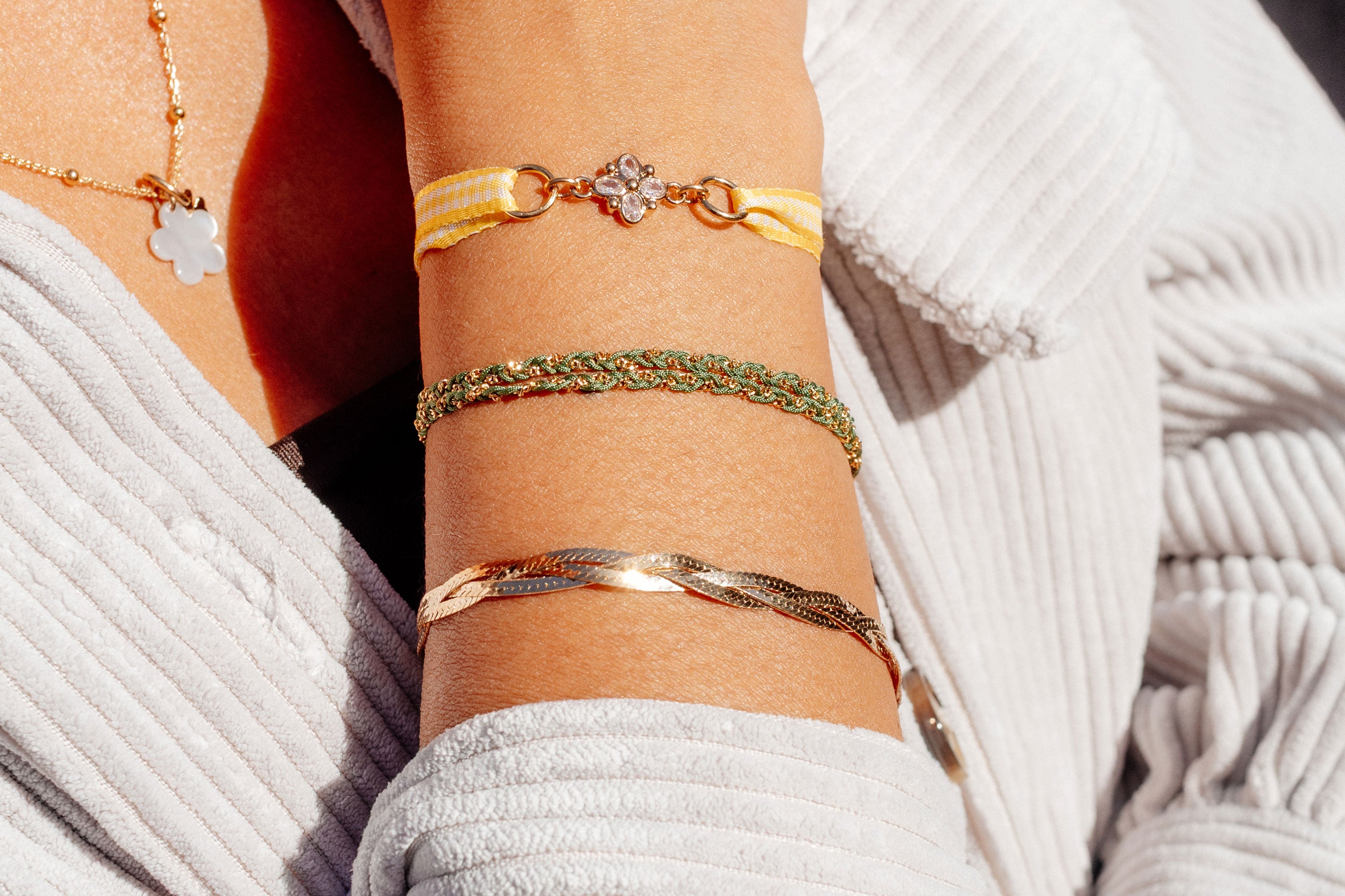 Bandarmbånd vichy gull