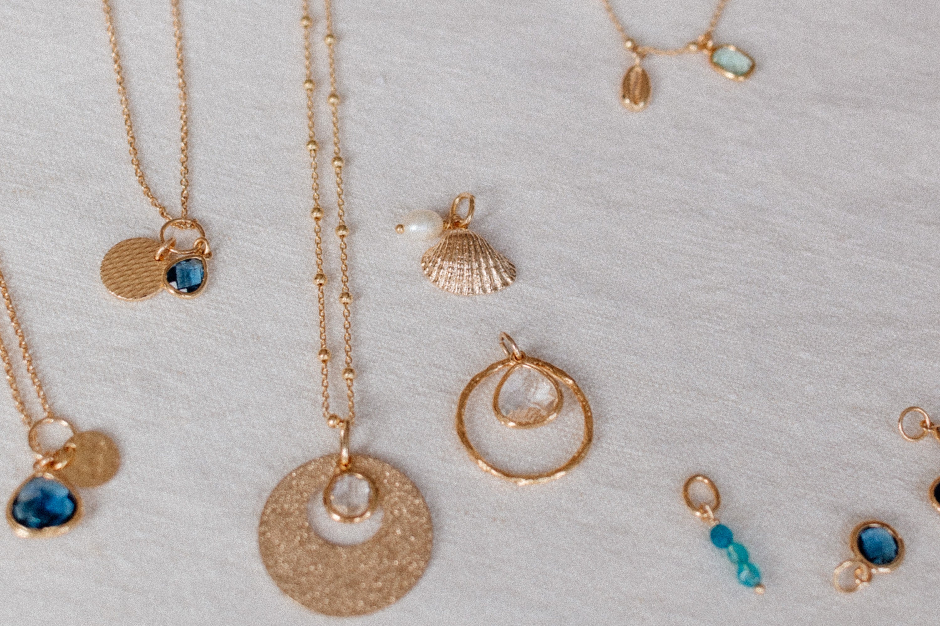 Coquillage charm