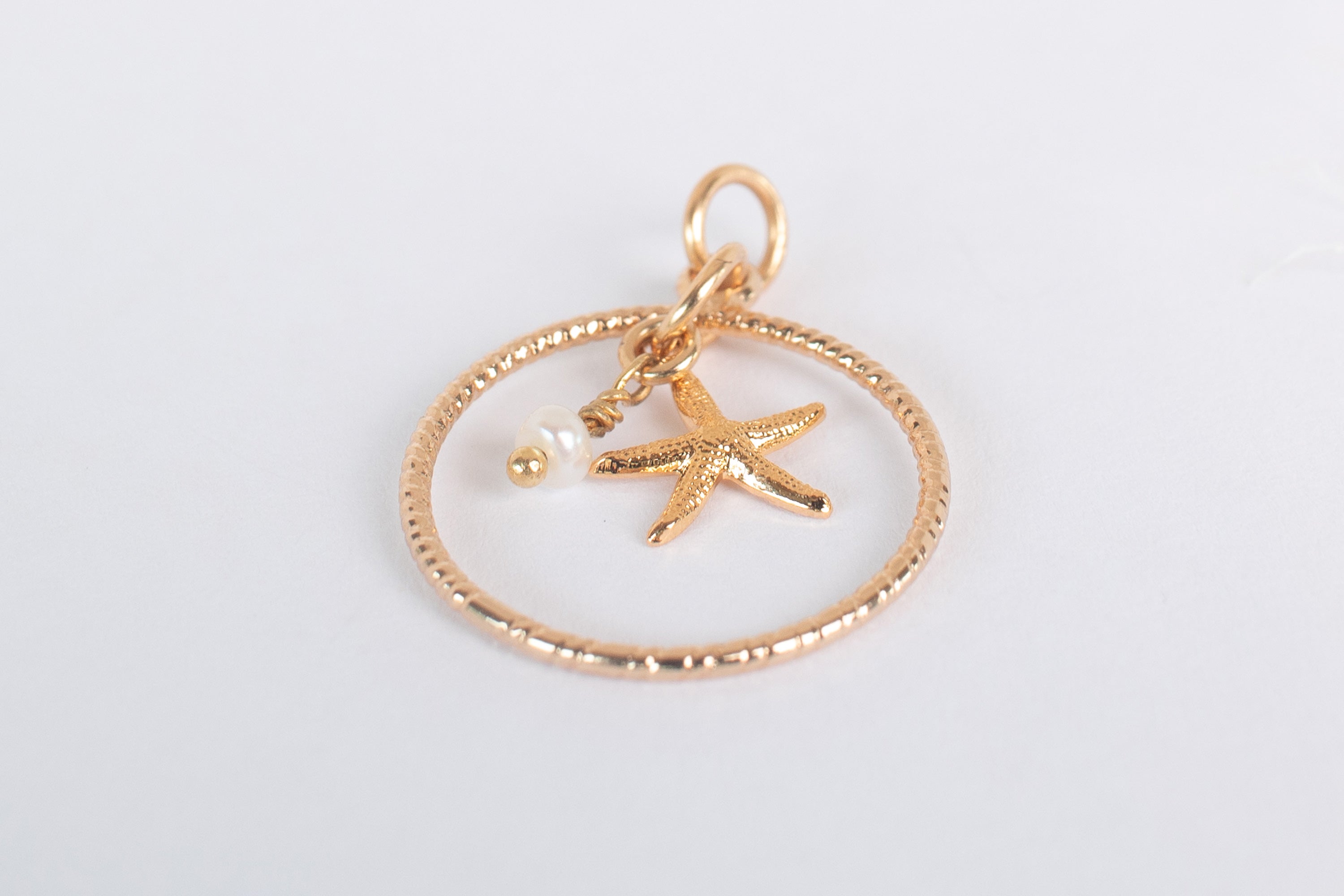 Maristelliana charm