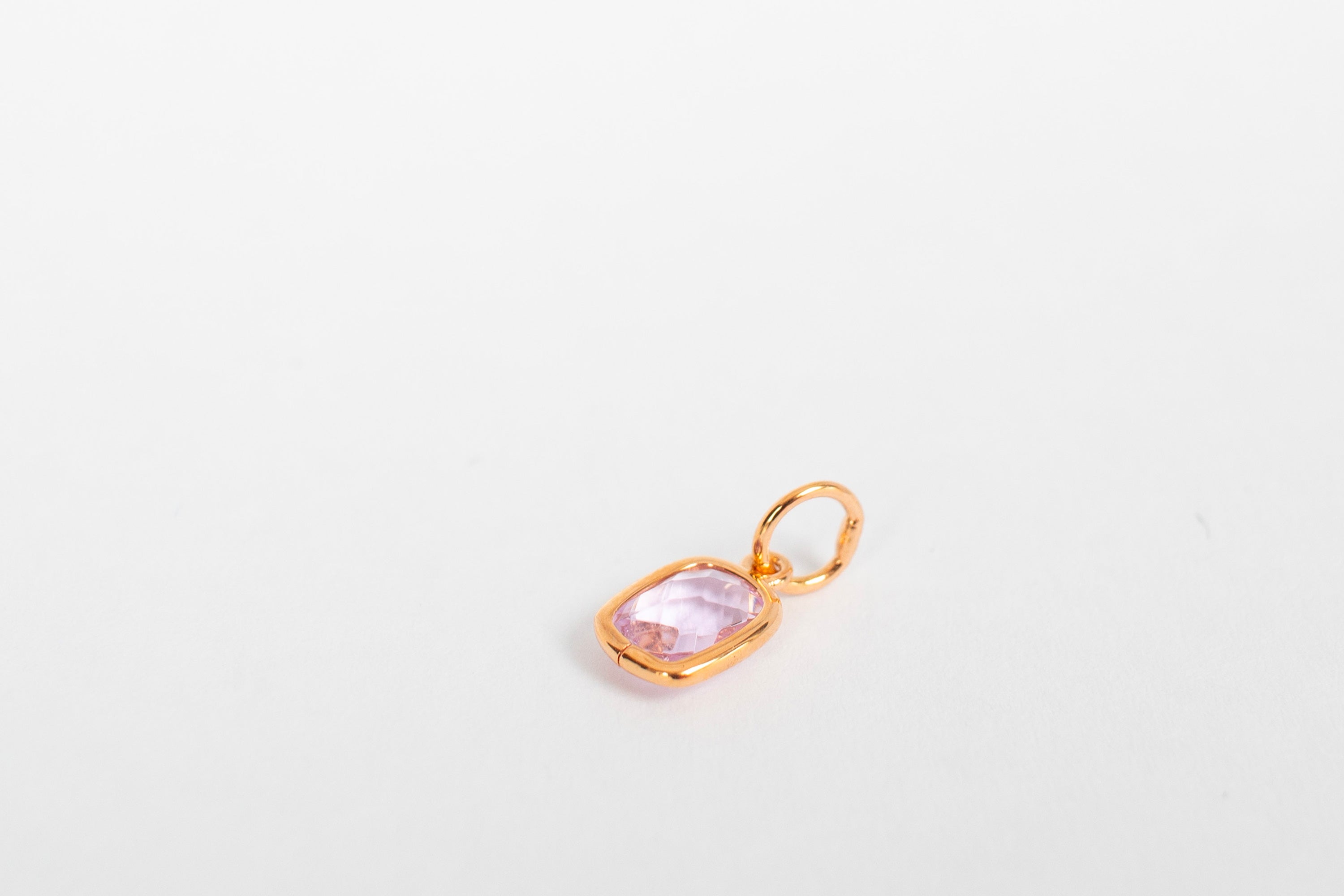 Rosa rektangulær charm